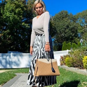 Auth LOUIS VUITTON monogram very zipped tote